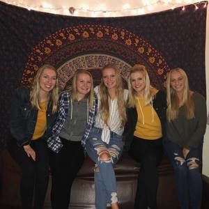 Meet your Posher, Janna